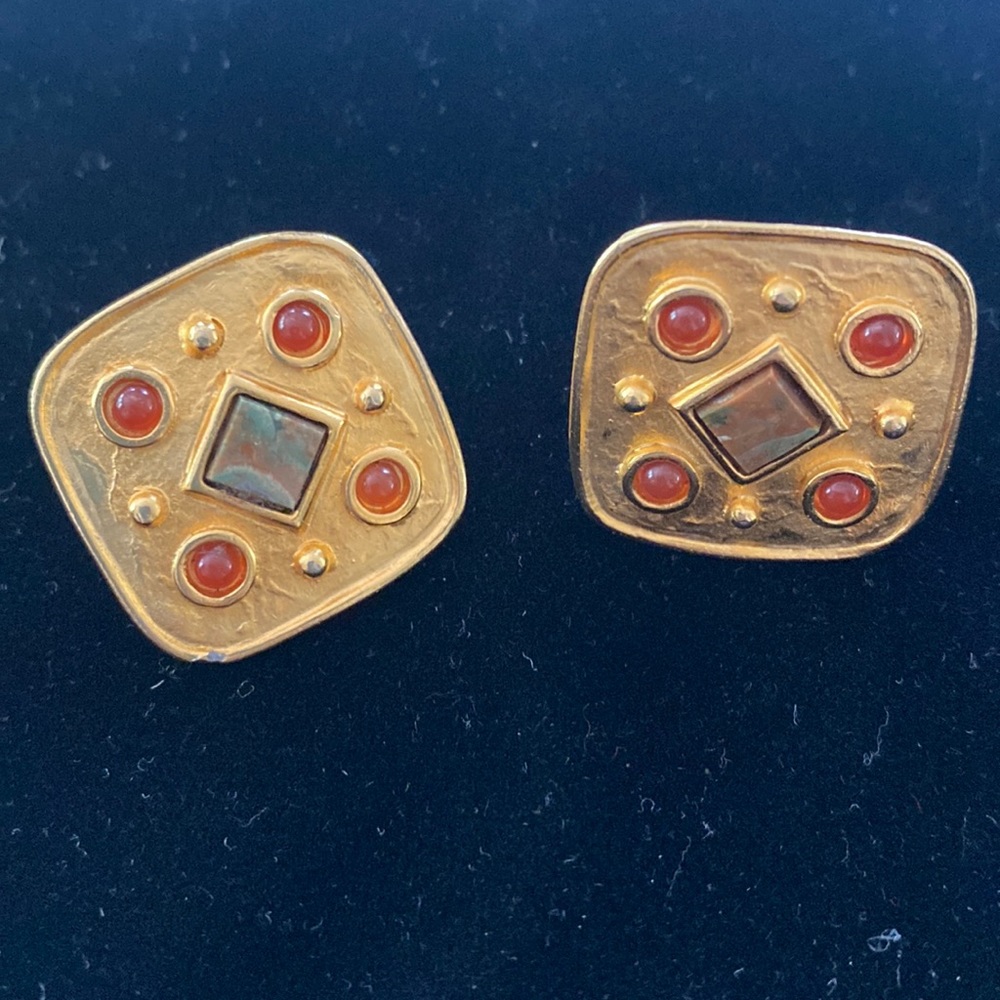 Clip on earrings